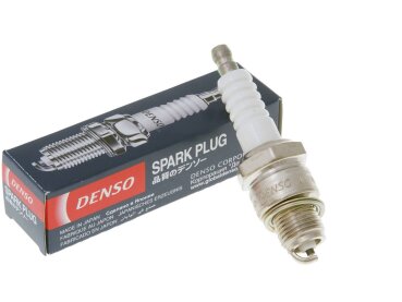 Zündkerze DENSO W20FPR-U mit schraubbaren Kerzenstecker Anschluss