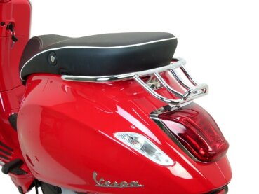 Gepäckträger hinten Moto Nostra mit Soziushaltegriff Vespa Primavera 50 (ZAPC53100, ZAPC53200), Vespa Primavera 125 (ZAPM81100), Vespa Primavera 150 (ZAPM81200), Vespa Sprint 50 (ZAPC53101, ZAPC53201), Vespa Sprint 125 (RP8M82111, ZAPM81300, ZAPM81301)